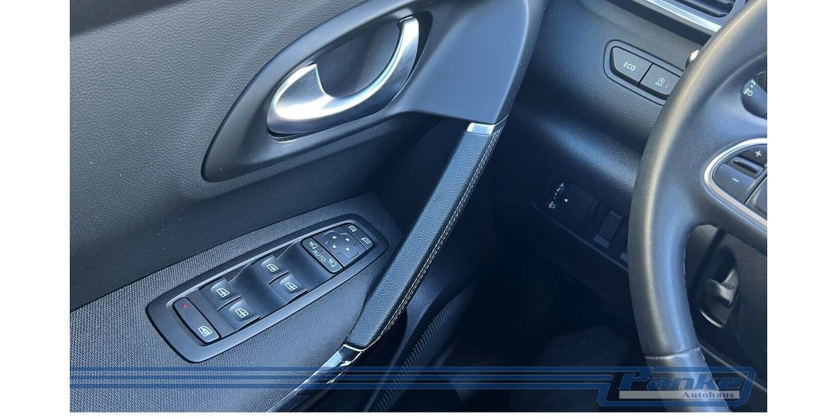 Renault Kadjar Equilibre 1.3*NAV*RFK*LED*S&S*Tempo* 20.000 km 17.990 &euro; Berlin 13187