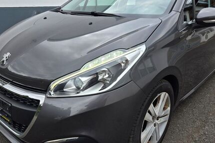Peugeot 208 62.000 km 8.390 € Neuss 41469