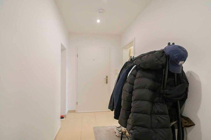 Mehrfamilienhaus mit 11 Wohn- sowie 2 Gewerbeeinheiten in Gelsenkirchen Bulmke-Hüllen 2 zimmer