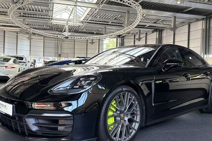 Porsche Panamera 29.750 km 95.890 € Paderborn 33100