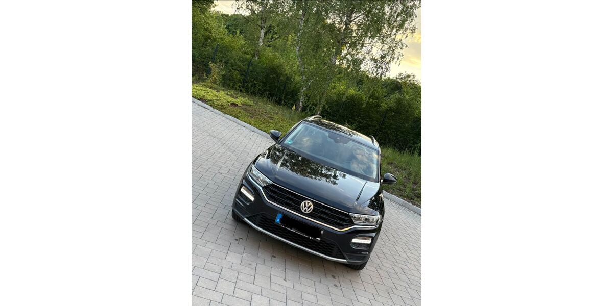 VW T-Roc 150.255 km 12.490 &euro; München 81543