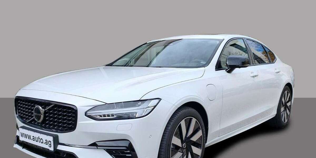 Volvo S90 2.500 km 54.888 &euro; Freiburg 79111