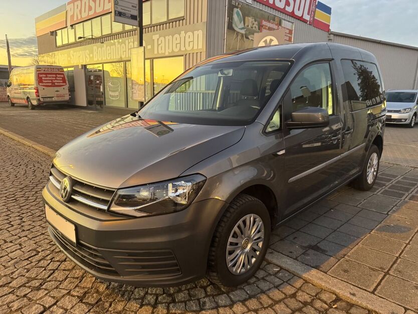 VW Caddy 177.854 km 12.990 € Nürnberg 90431