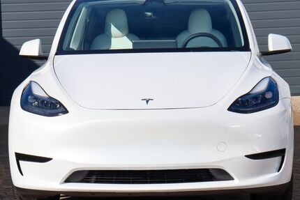 Tesla Model Y 59.000 km 34.900 € Braunschweig 38116