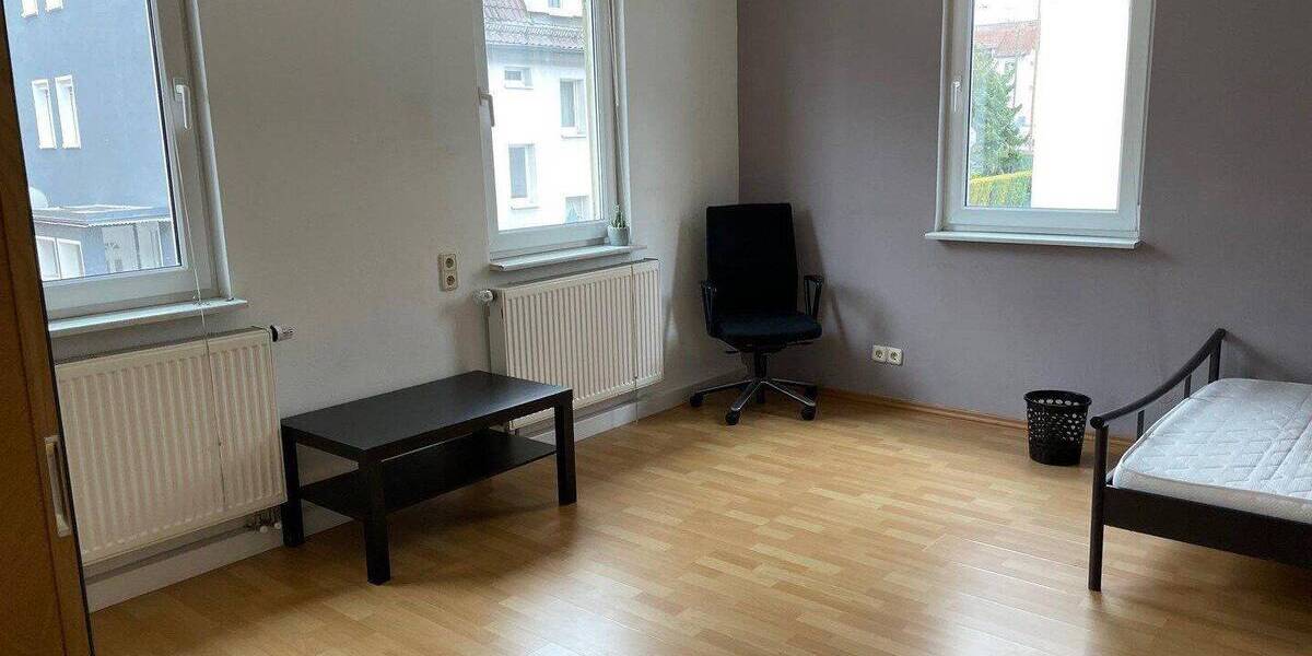 Doppelhaushälfte Villingen-Schwenningen Schwenningen - 8 Zimmer, 180 m&sup2;, 375.000&euro; | Angebot:26877563