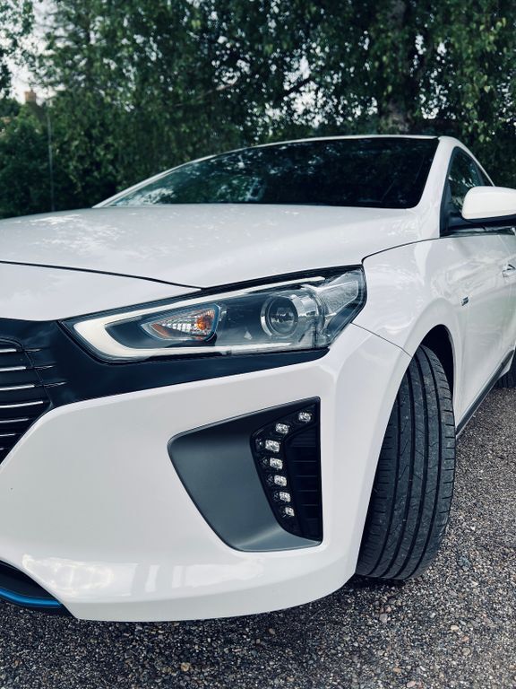 IONIQ