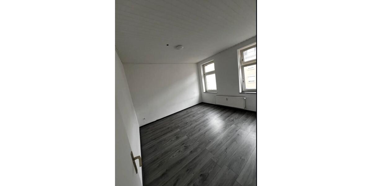Mehrfamilienhaus, Wohnhaus Mönchengladbach Süd - 7 Zimmer, 200 m&sup2;, 334.900&euro; | Angebot:27143632