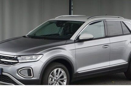 VW T-Roc 6.880 km 33.997 &euro; Bielefeld 33689