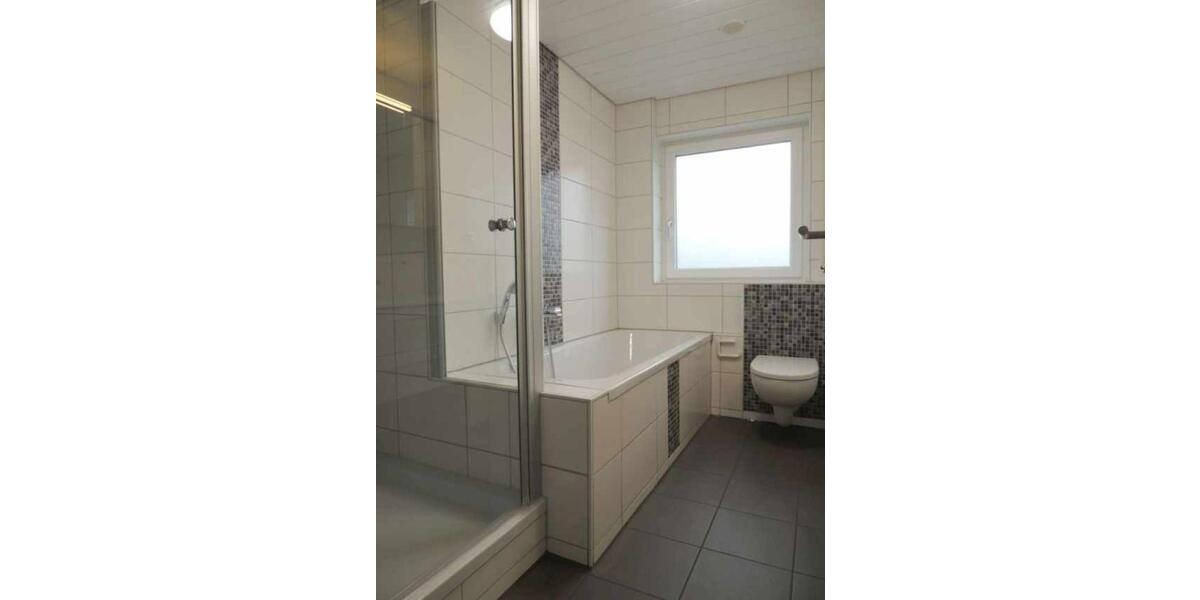 Dachgeschoßwohnung Mössingen - 3.5 Zimmer, 92 m&sup2;, 900&euro; | Angebot:25148893