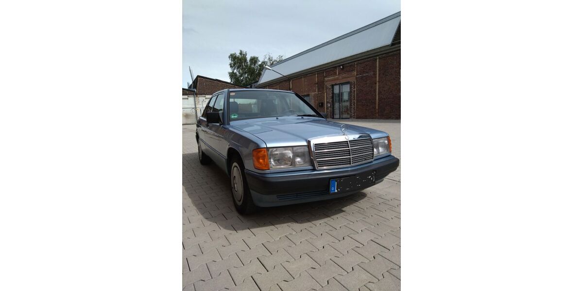 Mercedes-Benz 190 175.866 km 3.350 &euro; Tönisvorst 47918