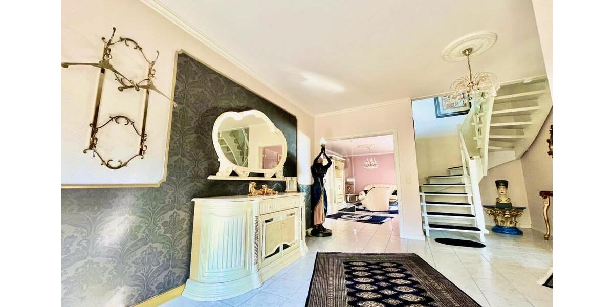 Einfamilienhaus Cloppenburg - 6 Zimmer, 219 m&sup2;, 1.800&euro; | Angebot:25935012