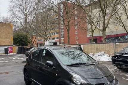 Toyota Aygo (X) 183.053 km 3.999 &euro; Hamburg 20537