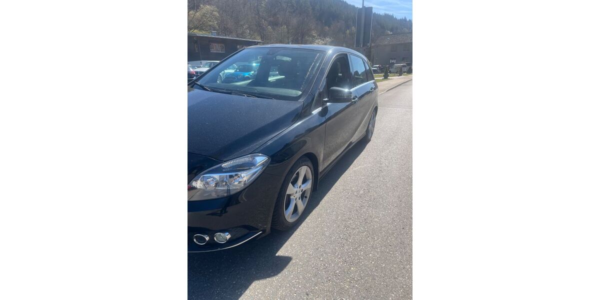 Mercedes-Benz B 200 187.000 km 8.600 &euro; Unterreichenbach 75399