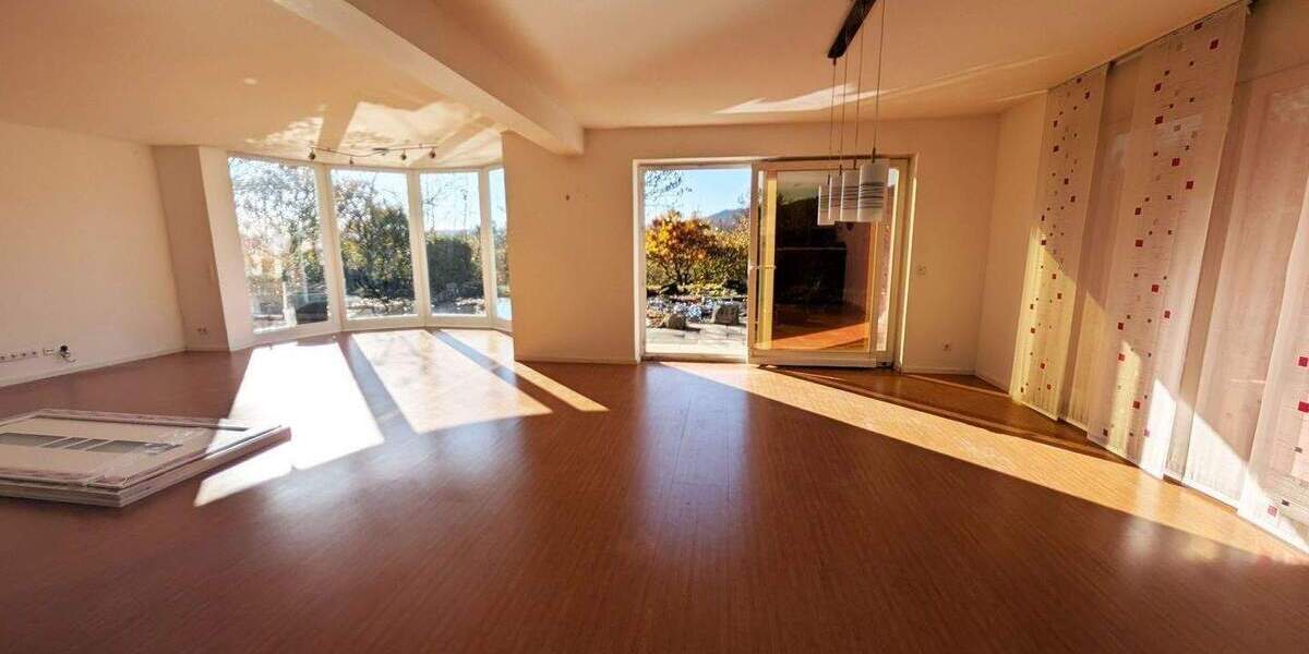 Wohnen und Arbeiten unter einem Dach - Vielseitiges Einfamilienhaus in Top-Lage von Friedigen an der Donau - PROVISIONSFREI 8 zimmer