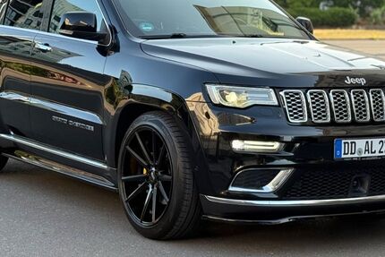 Jeep Grand Cherokee 211.000 km 28.000 € Dresden 01069