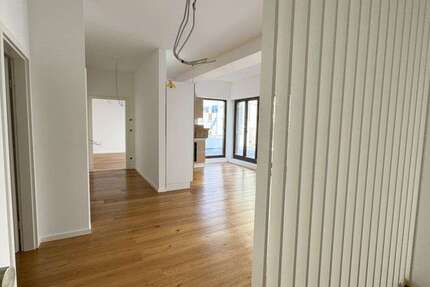 Wohnung Wiesbaden Südost - 3 Zimmer, 107 m&sup2;, 2.140&euro; | Angebot:26561611