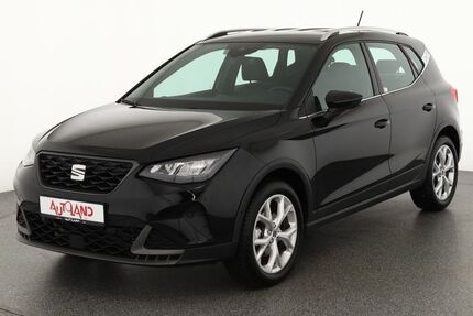 Seat Arona 25.963 km 23.990 € Freiberg 09599