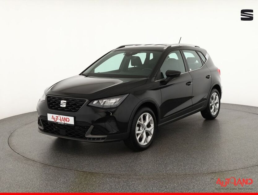 Seat Arona 25.963 km 23.990 € Freiberg 09599