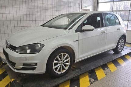 VW Golf 167.500 km 9.850 &euro; Mölschow / OT Bannemin 17449
