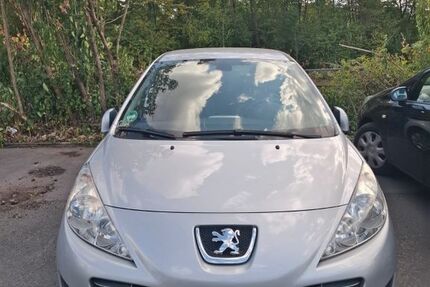 Peugeot 207 114.000 km 2.400 &euro; Maintal West 63477