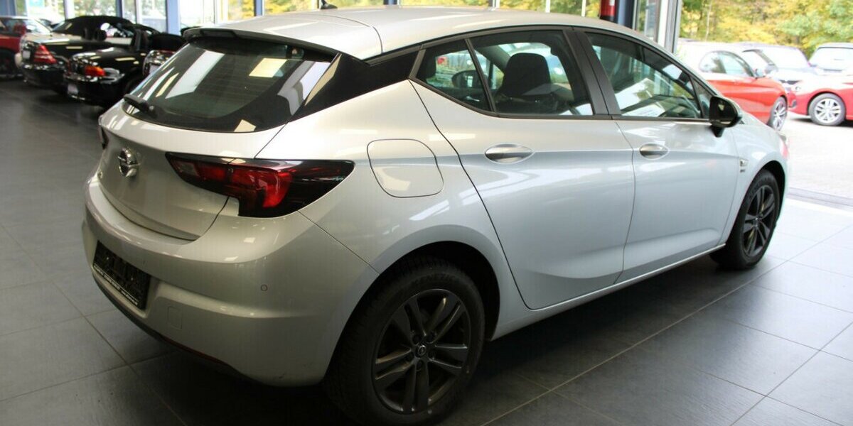 Opel Astra 1.4 Turbo 120 Jahre 72.750 km 12.980 &euro; Euskirchen 53881