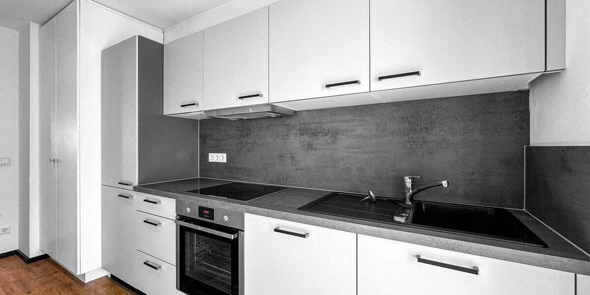 Etagenwohnung Düsseldorf Stadtmitte - 3 Zimmer, 74 m&sup2;, 1.125&euro; | Angebot:26359893