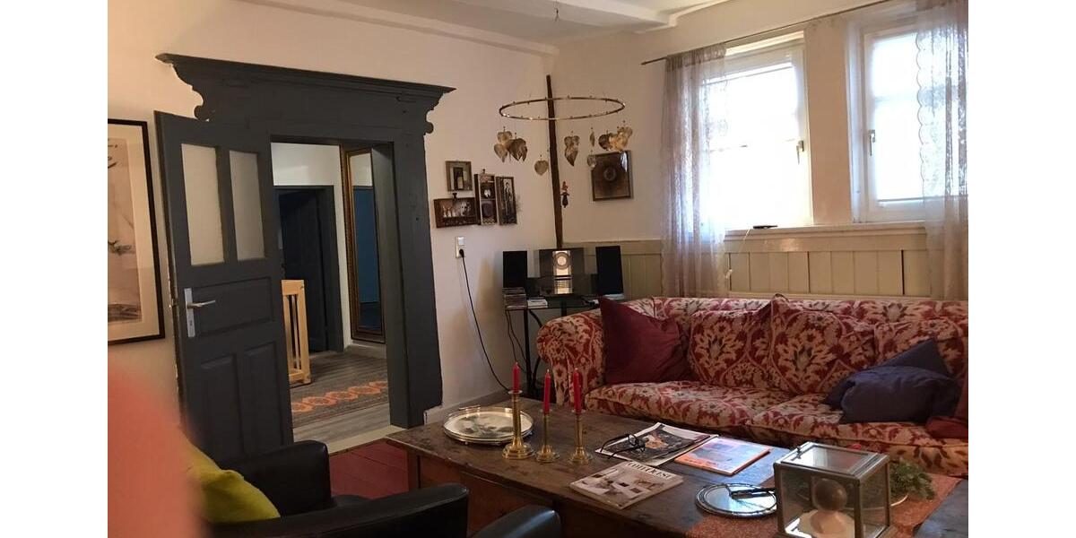 Einfamilienhaus Rotenburg an der Fulda - 9 Zimmer, 235 m&sup2;, 220.000&euro; | Angebot:26879309