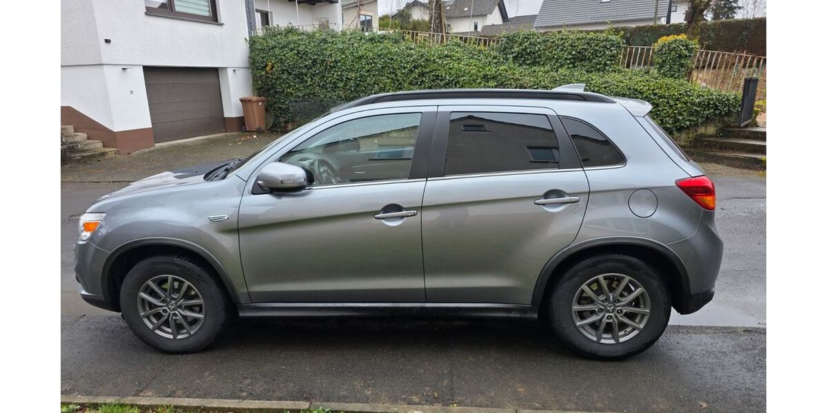 Mitsubishi ASX 135.000 km 10.000 &euro; Wissen 57537