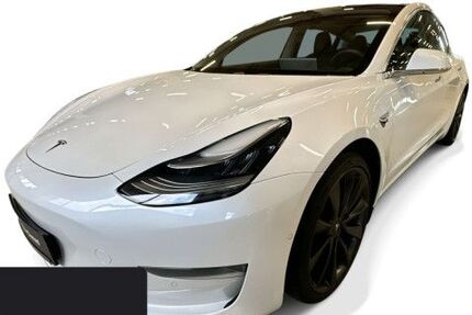 Tesla Model 3 65.673 km 28.700 &euro; Hanau 63457
