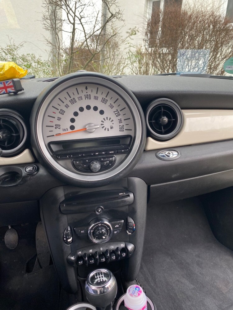 Mini one cabrio 135.000 km 11.000 € Unterensingen 72669