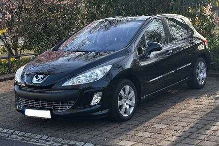Peugeot 308 135.600 km 1.490 &euro; Bad Salzungen 36469