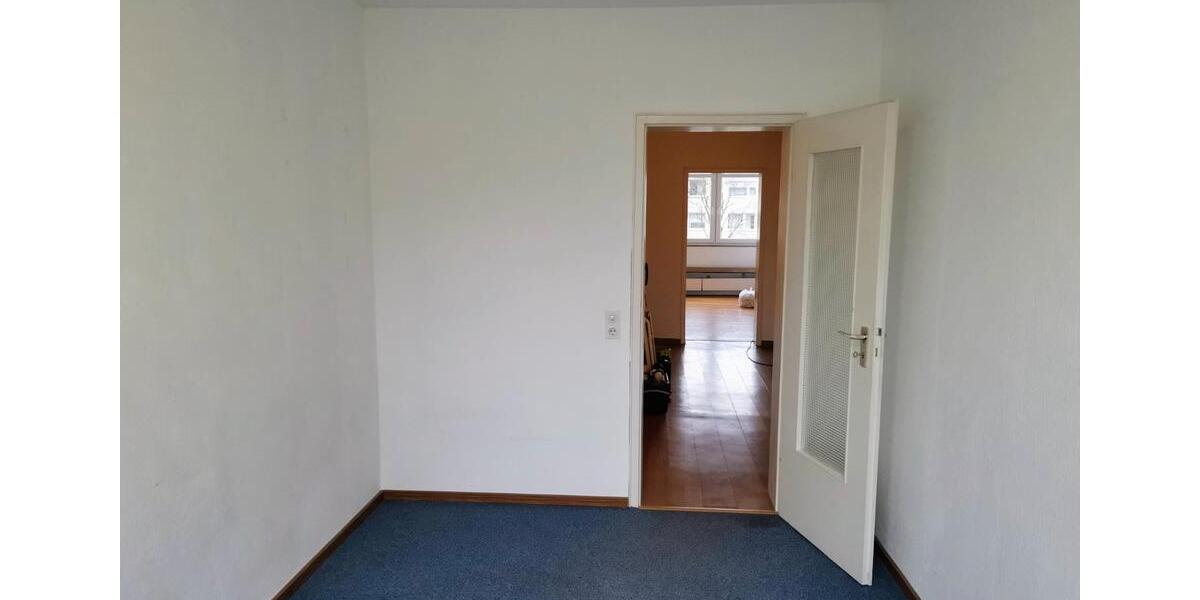 Etagenwohnung Bonn Hardtberg - 3 Zimmer, 73 m&sup2;, 270.000&euro; | Angebot:26021704