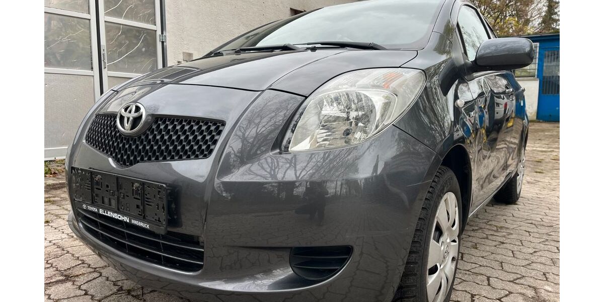 Toyota Yaris 49.906 km 4.500 &euro; München 80939