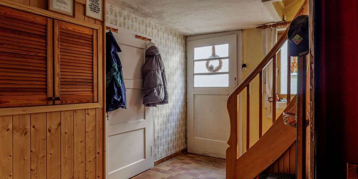 Einfamilienhaus Saalfeld - 6 Zimmer, 140 m&sup2;, 54.000&euro; | Angebot:24505177