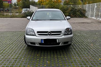 Opel Vectra 157.000 km 2.650 € Berli 12683