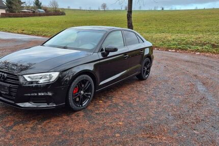 Audi A3 96.000 km 18.900 &euro; Gummersbah 51643