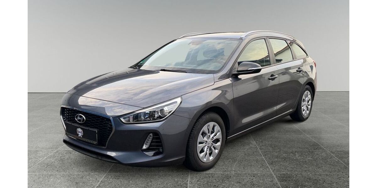 Hyundai i30 110.000 km 9.999 &euro; Aiterhofen 94330