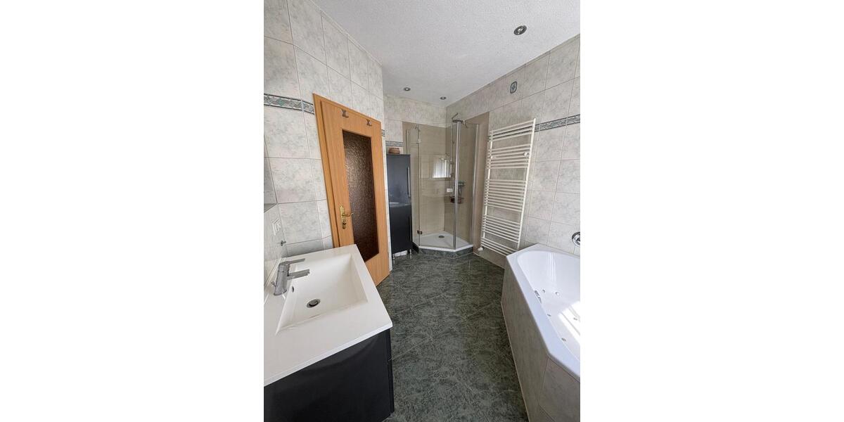 Mehrfamilienhaus, Wohnhaus Naumburg (Saale) - 375.000&euro; | Angebot:27073186