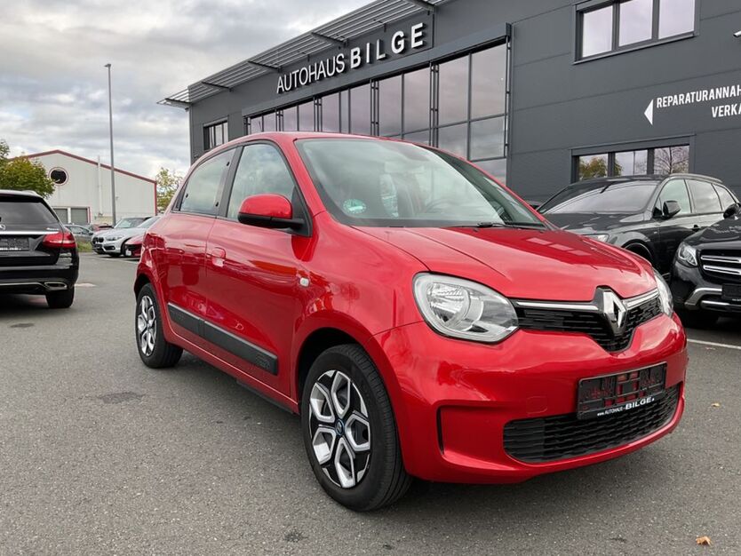 Renault Twingo 28.353 km 10.977 € Fürth 90763