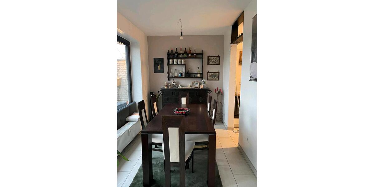 Etagenwohnung Rheinberg - 3 Zimmer, 94 m&sup2;, 1.000&euro; | Angebot:24590726