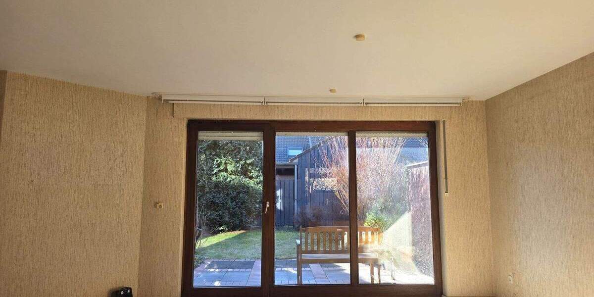 Reihenmittelhaus Paderborn Schloß Neuhaus - 4 Zimmer, 106 m&sup2;, 299.000&euro; | Angebot:25360765