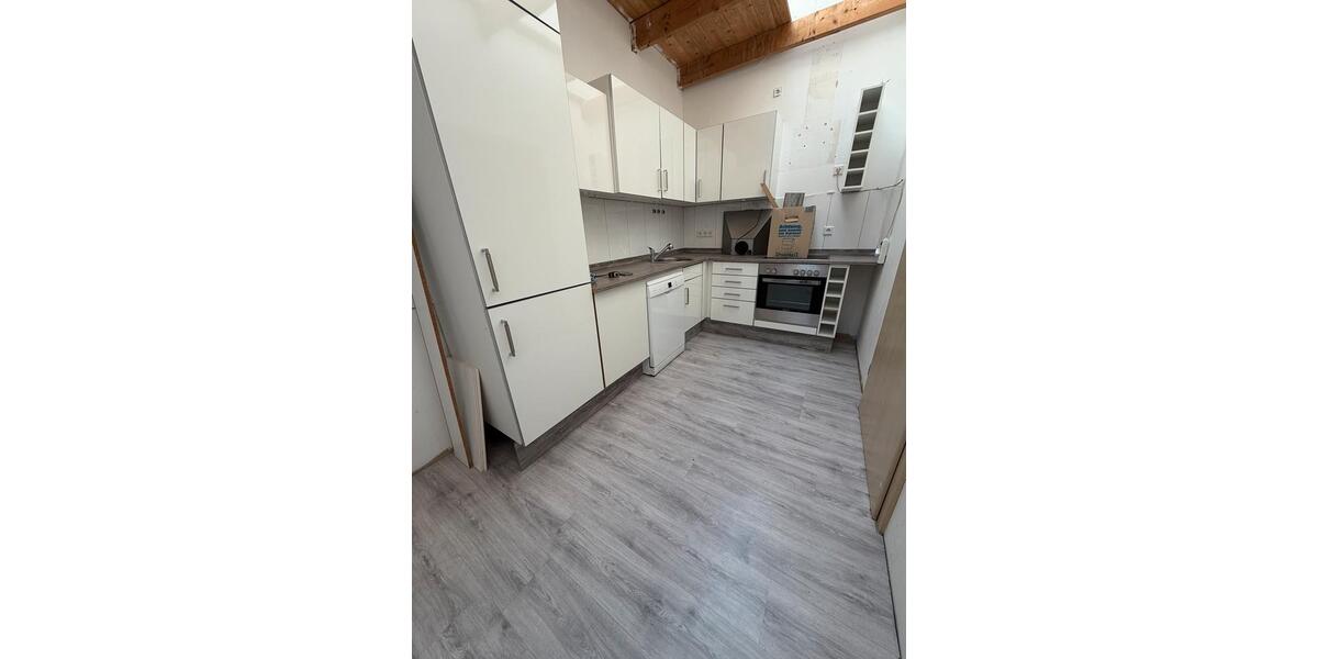 Dachgeschoßwohnung Cloppenburg - 5 Zimmer, 105 m&sup2;, 1.200&euro; | Angebot:26409056