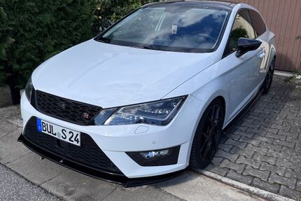 Seat Leon 185.843 km 9.900 € Maxhütte-Haidhof 93142