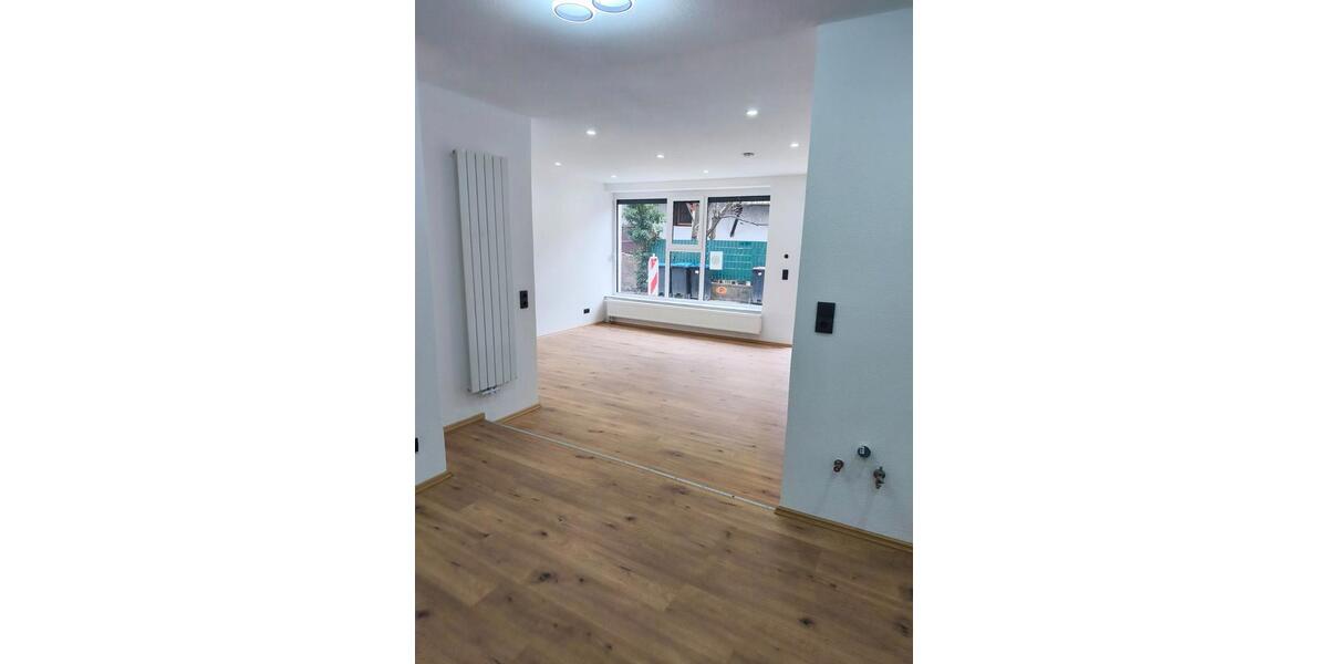 Erdgeschoßwohnung Eningen unter Achalm - 1 Zimmer, 60 m&sup2;, 700&euro; | Angebot:25966480