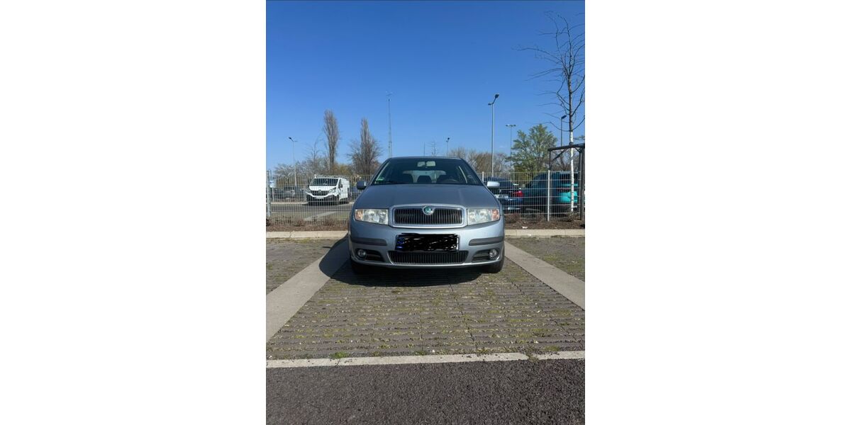 Skoda Fabia 148.945 km 2.300 &euro; Bonn 53117