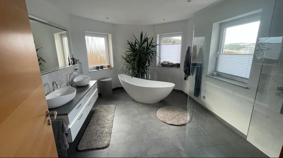 Villa Kirn - 9 Zimmer, 282 m&sup2;, 639.000&euro; | Angebot:26659981
