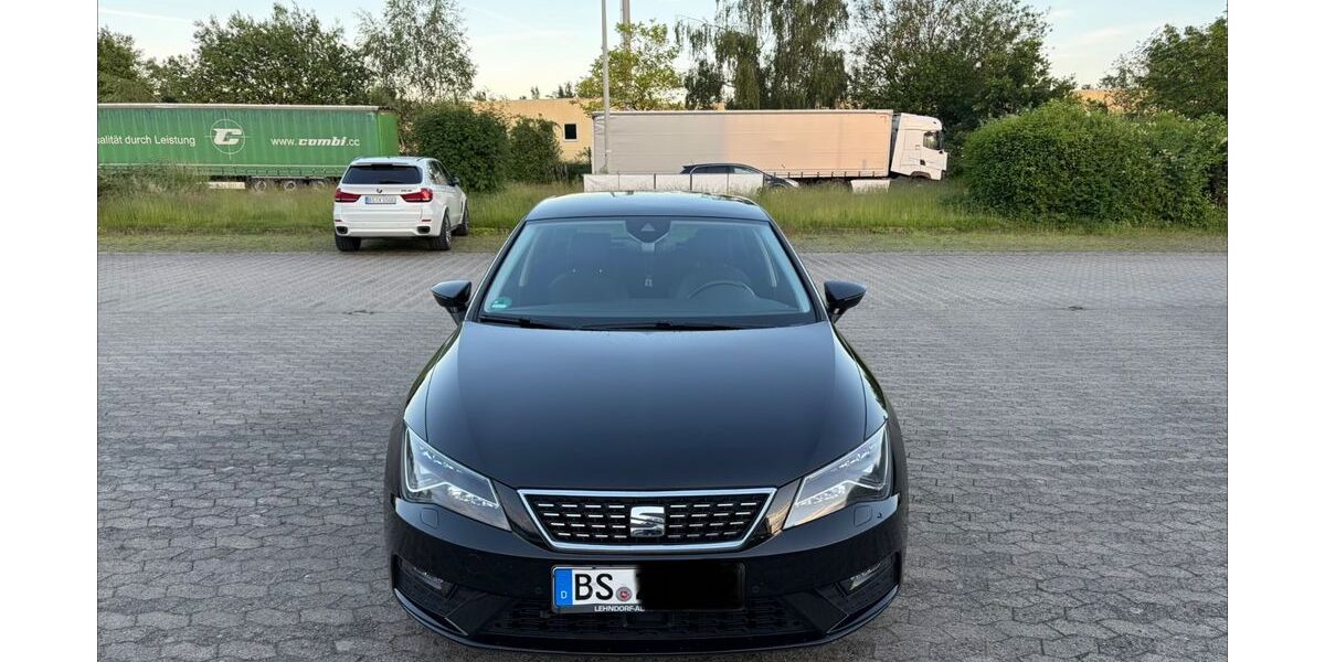Seat Leon 77.304 km 14.700 &euro; Braunschweig 38120