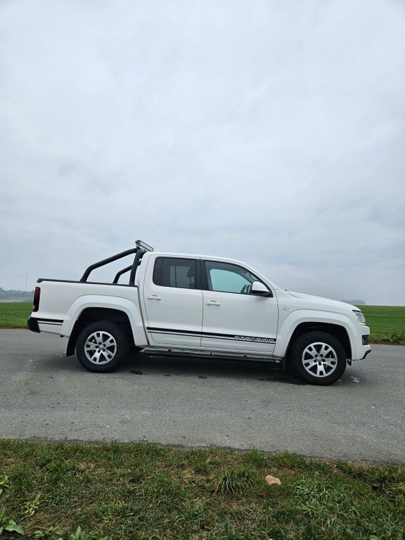 VW Amarok 78.000 km 22.100 € Bucha 07751