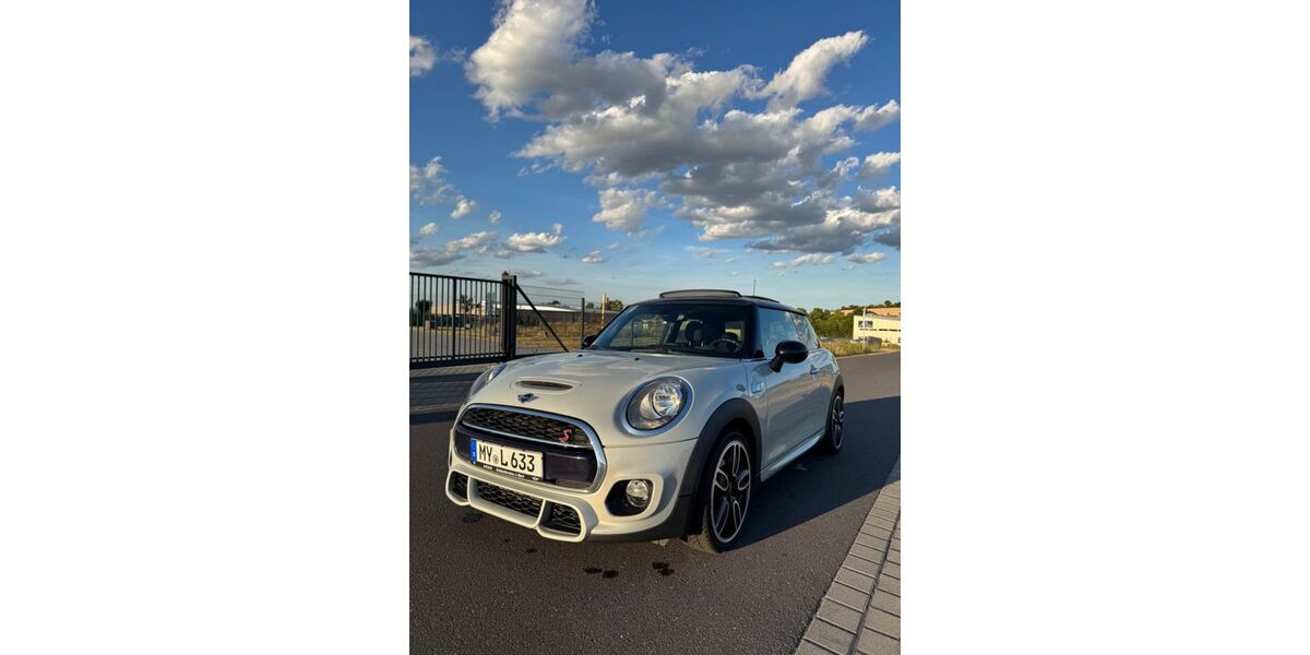 Mini Cooper S 132.000 km 14.200 &euro; Glees 56653