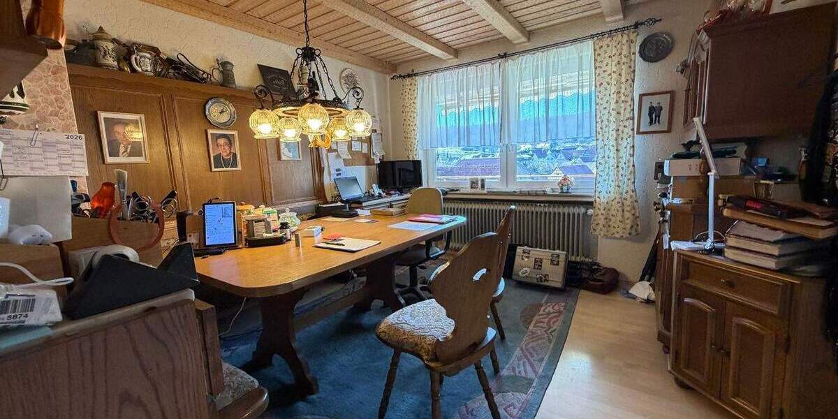 Mehrfamilienhaus, Wohnhaus Weil der Stadt Münklingen - 9 Zimmer, 189 m&sup2;, 739.000&euro; | Angebot:25737013